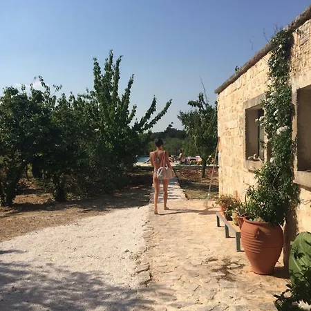 Trullo Kartari Vila Ostuni
