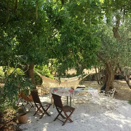 Trullo Kartari Vila Ostuni